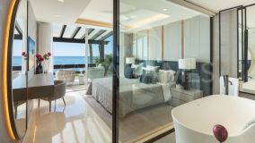 Atico en venta en Marina de Puente Romano, Marbella Golden Mile