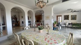Lägenhet for sale in Royal Gardens, Nueva Andalucia