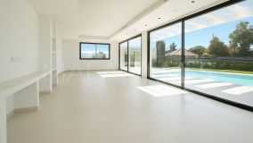 Villa en venta en El Chaparral, Mijas Costa