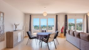Penthouse for sale in Vistagolf, Estepona East
