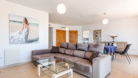 Penthouse for sale in Vistagolf, Estepona East