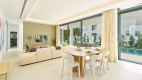 Villa for sale in Nueva Atalaya, Estepona Öst