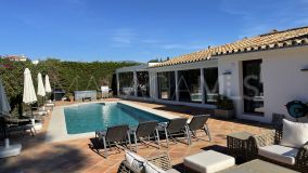 Villa for sale in San Pedro Playa, San Pedro de Alcantara