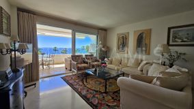 Apartamento en venta en Los Granados Playa, Estepona Este