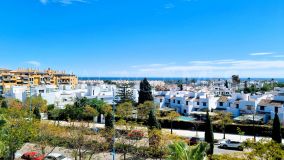 Zweistöckiges Penthouse zu verkaufen in San Pedro Playa, San Pedro de Alcantara