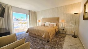 Tvåvånings takvåning for sale in Marina Puente Romano, Marbella Golden Mile