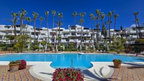 Tvåvånings takvåning for sale in Marina Puente Romano, Marbella Golden Mile
