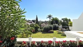 Lägenhet for sale in Hotel del Golf, Nueva Andalucia