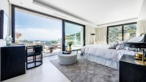 Villa for sale in El Madroñal, Benahavis