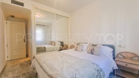Apartamento en venta con 2 dormitorios en Nueva Andalucia