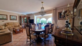 Villa en venta en Guadalmina Alta, San Pedro de Alcantara