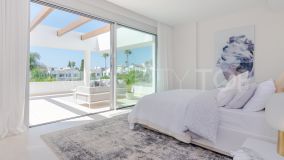 For sale 4 bedrooms villa in San Pedro Playa