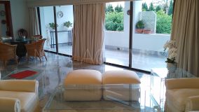 Apartment for sale in Hotel del Golf, Nueva Andalucia