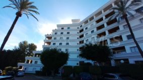 Lägenhet for sale in Hotel del Golf, Nueva Andalucia