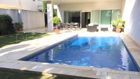 Comprar villa pareada en Polo Gardens