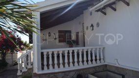 Chalet en venta en Torreguadiaro con 3 dormitorios