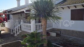 Chalet en venta en Torreguadiaro con 3 dormitorios