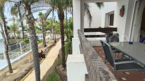 SPACIOUS LOVELY 3 BEDROOM APARTMENT IN URBANISATION WITH DIRECT ACCESS TO THE BEACH AND CLOSE TO AMENITIES