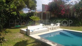 For sale Isdabe villa with 4 bedrooms