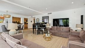 Lägenhet for sale in Rio Real, Marbella Öst
