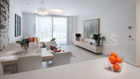 Atico en venta en El Paraiso, Estepona