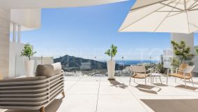 Idyllic 3 bedroom apartment with sea views in Palo Alto, Marbella