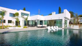 Descubra el confort inigualable de Villa El Rosario en Marbella Este