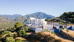 For sale Marbella City chalet with 5 bedrooms