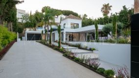 Chalet zu verkaufen in El Paraiso, Estepona Ost