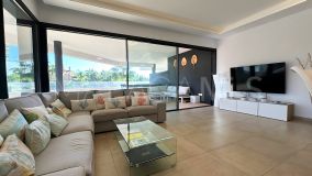 Apartamento en venta en El Campanario, Estepona Este