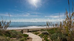 Chalet for sale in Costabella, Marbella Est