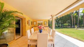 Chalet for sale in Las Brisas, Nueva Andalucia