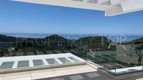 Luxurious apartment in Marbella for sale with Sea Views
