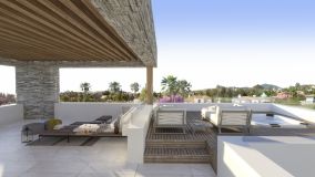 Chalet for sale in Los Naranjos, Nueva Andalucia