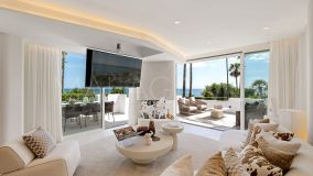 Lägenhet for sale in Beach Side New Golden Mile, Estepona Öst