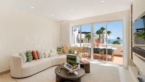 Takvåning for sale in Beach Side New Golden Mile, Estepona Öst