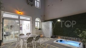 Town house in Valencia for sale