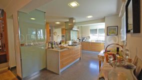 Villa a la venta con 5 dormitorios en Pueblo