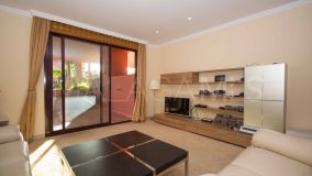 Appartement rez de chaussée for sale in Las Nayades, Estepona Est