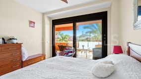 Lägenhet for sale in Las Salinas, Estepona Öst