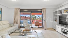 Appartement for sale in Las Salinas, Estepona Est