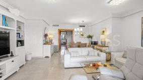 Appartement for sale in Las Salinas, Estepona Est
