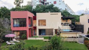 Villa for sale in Parque Botanico, Estepona Est