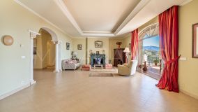 Villa for sale in Forest Hills, Altos de Estepona