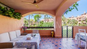 Ground Floor Apartment for sale in Hacienda del Sol, Estepona East