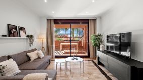 Wohnung zu verkaufen in Las Nayades, Estepona Ost