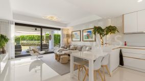 Apartamento Planta Baja en venta en Las Terrazas de Atalaya, Estepona Este