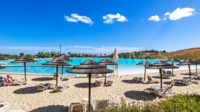 Markplanslägenhet for sale in Alcazaba Lagoon, Casares Pueblo