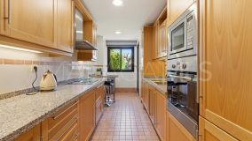 Erdgeschosswohnung zu verkaufen in Las Salinas, Estepona Ost