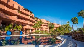 Appartement rez de chaussée for sale in Las Nayades, Estepona Est